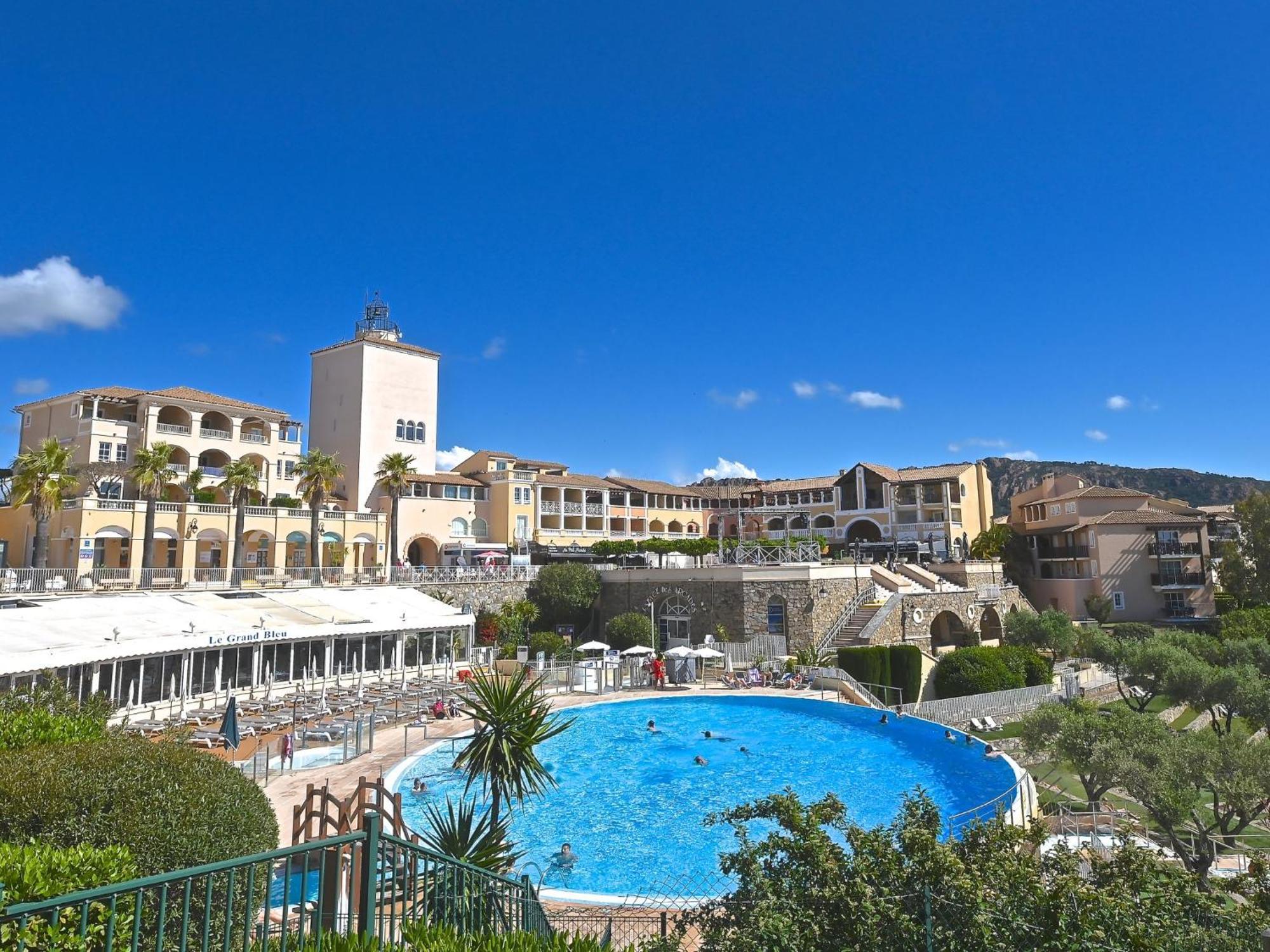 Apartment Village Cap Esterel - Le Village-53 By Interhome Saint-Raphael (Var) Exterior foto
